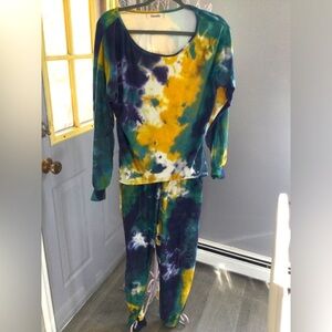 Totatuit Amazon Long Sleeve Shirt and Pants 2 piece lounge set tie dye